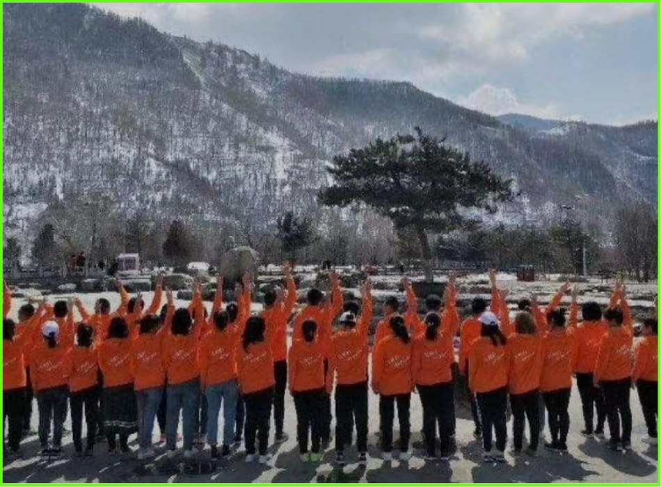 TEAM BUILDING